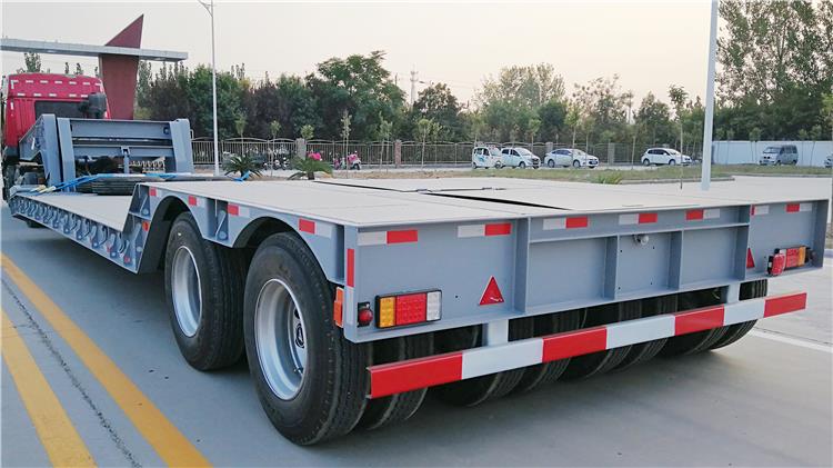 Dangote Heavy Duty Hydraulic 120 Ton Detachable Gooseneck Lowboy Trailer for Sale