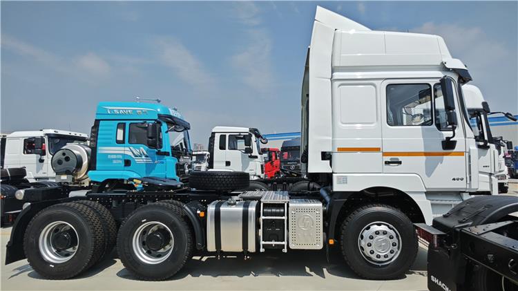 Used Shacman F3000 Truck Head for Sale In Lagos, Nigeria