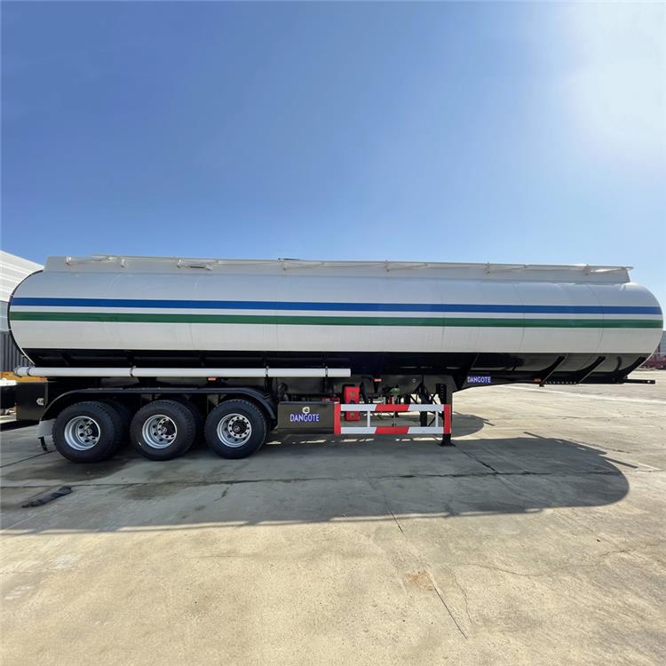 Tri Axle Semi Trailer Fuel Tanker